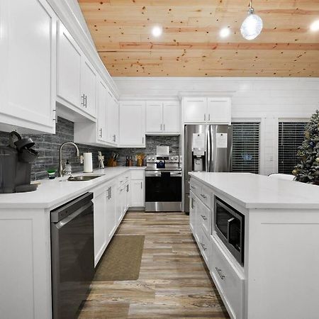 Diamond Cabin W/ Jet Shower & Secluded Back Deck! Broken Bow Eksteriør bilde