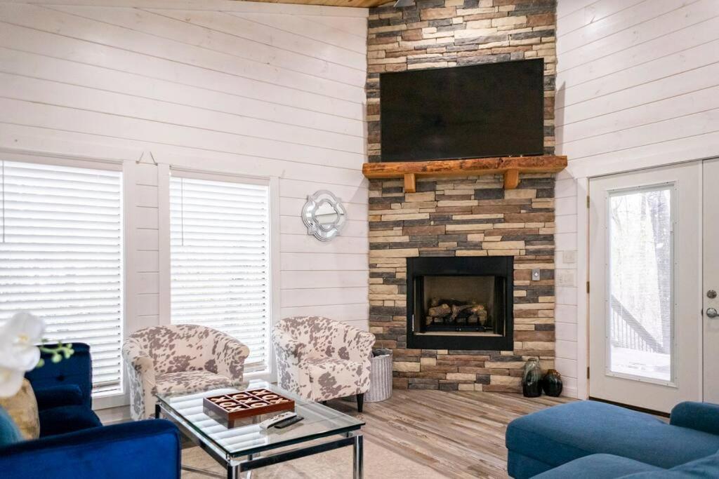 Diamond Cabin W/ Jet Shower & Secluded Back Deck! Broken Bow Eksteriør bilde