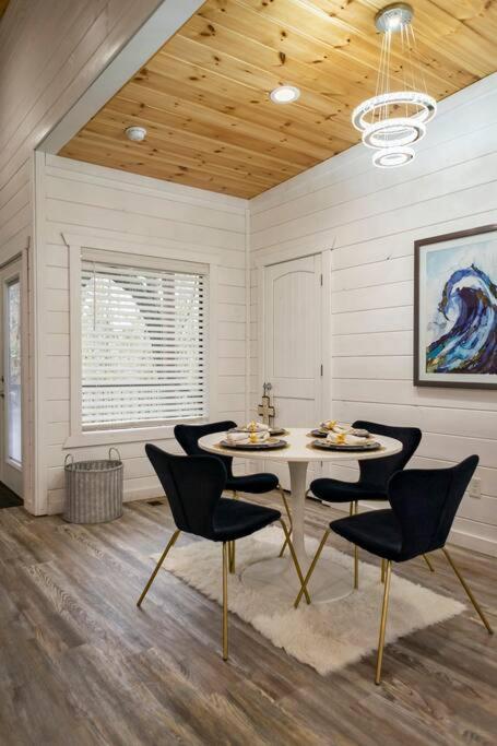Diamond Cabin W/ Jet Shower & Secluded Back Deck! Broken Bow Eksteriør bilde